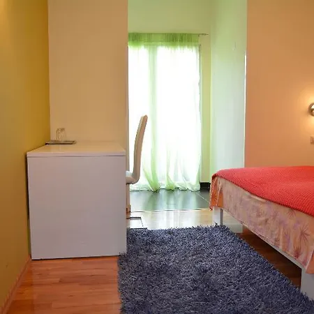 Avantgarde Bed & Breakfast 4*
