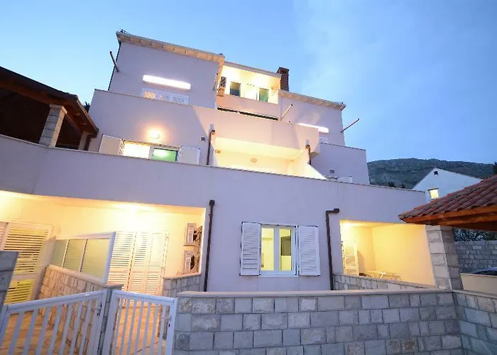 Avantgarde Bed & Breakfast Mlini