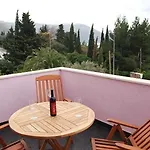 Avantgarde krevet i doručak Mlini
