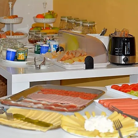 krevet i doručak Avantgarde 4*