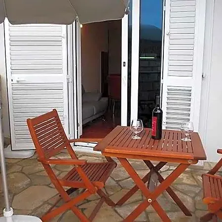 krevet i doručak Avantgarde 4*