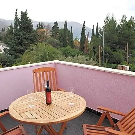 krevet i doručak Avantgarde 4*