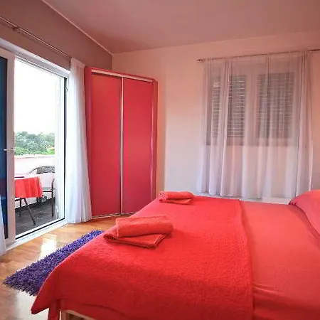 Avantgarde krevet i doručak 4*