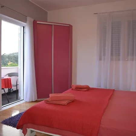 krevet i doručak Avantgarde 4*