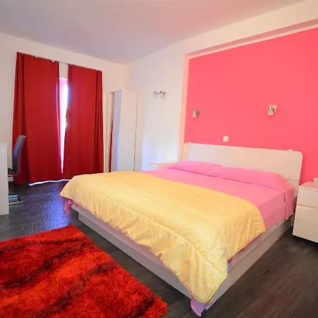 Avantgarde Bed & Breakfast 4*