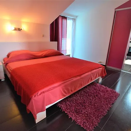Bed & Breakfast Avantgarde 4*