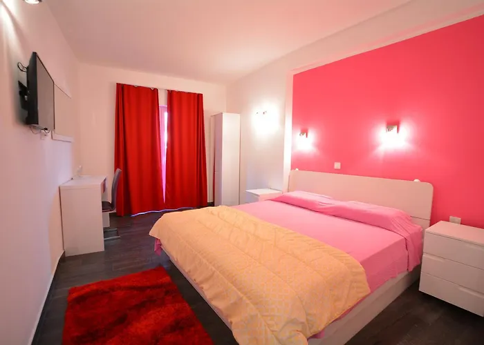 Avantgarde Oda ve Kahvaltı 4*