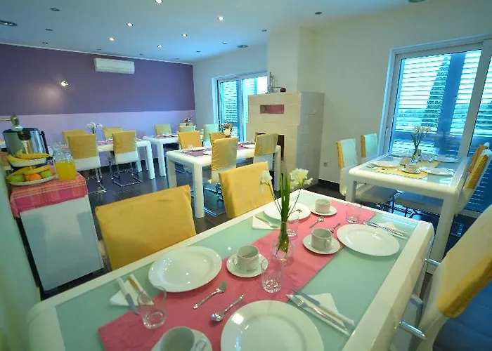 Avantgarde krevet i doručak 4*