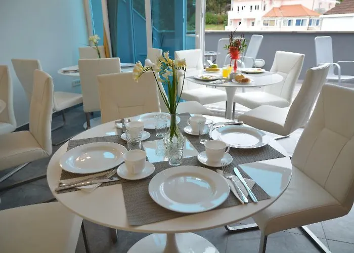 Avantgarde Frühstückspension 4*